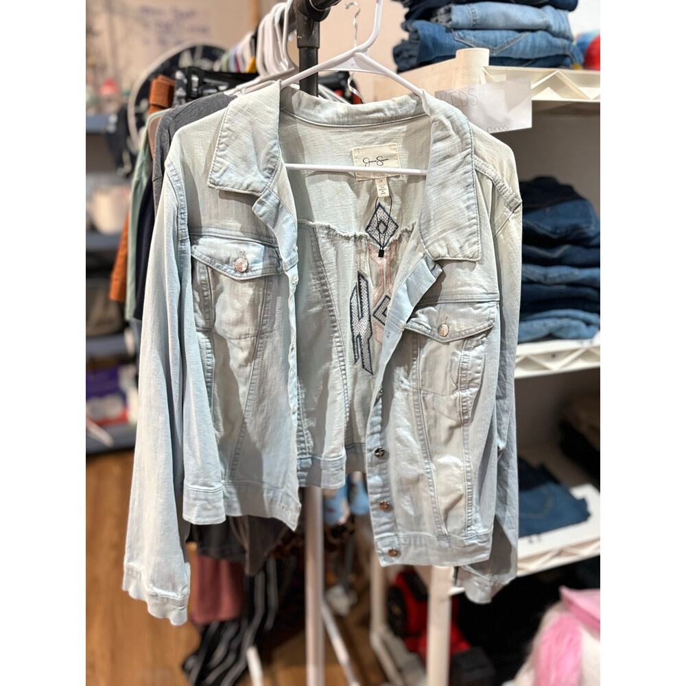 Jessica Simpson Denim Jacket 1X NWT Embroidered Back Western Boho Shacket